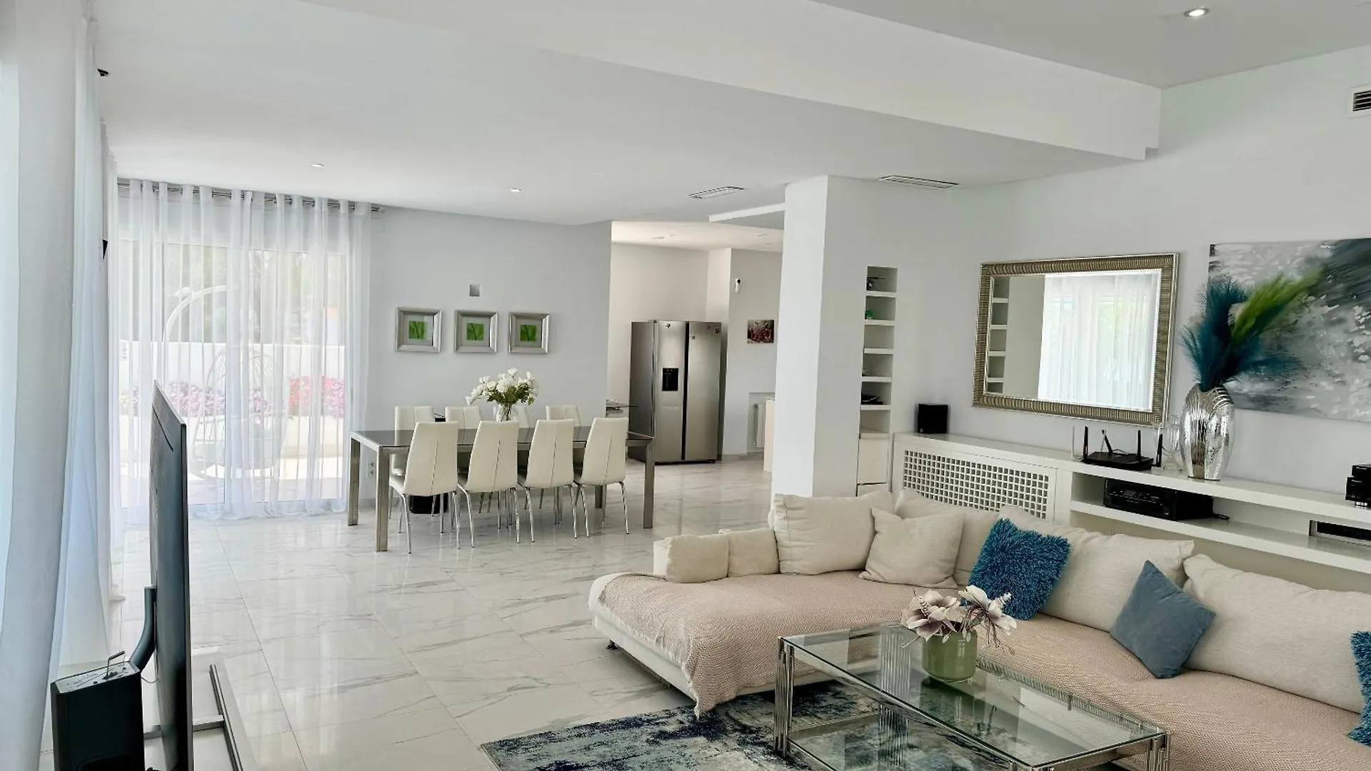 Hermosa Villa En Marbella,100 M Playa, Vistas Al Mar, Piscina Privada Spanien