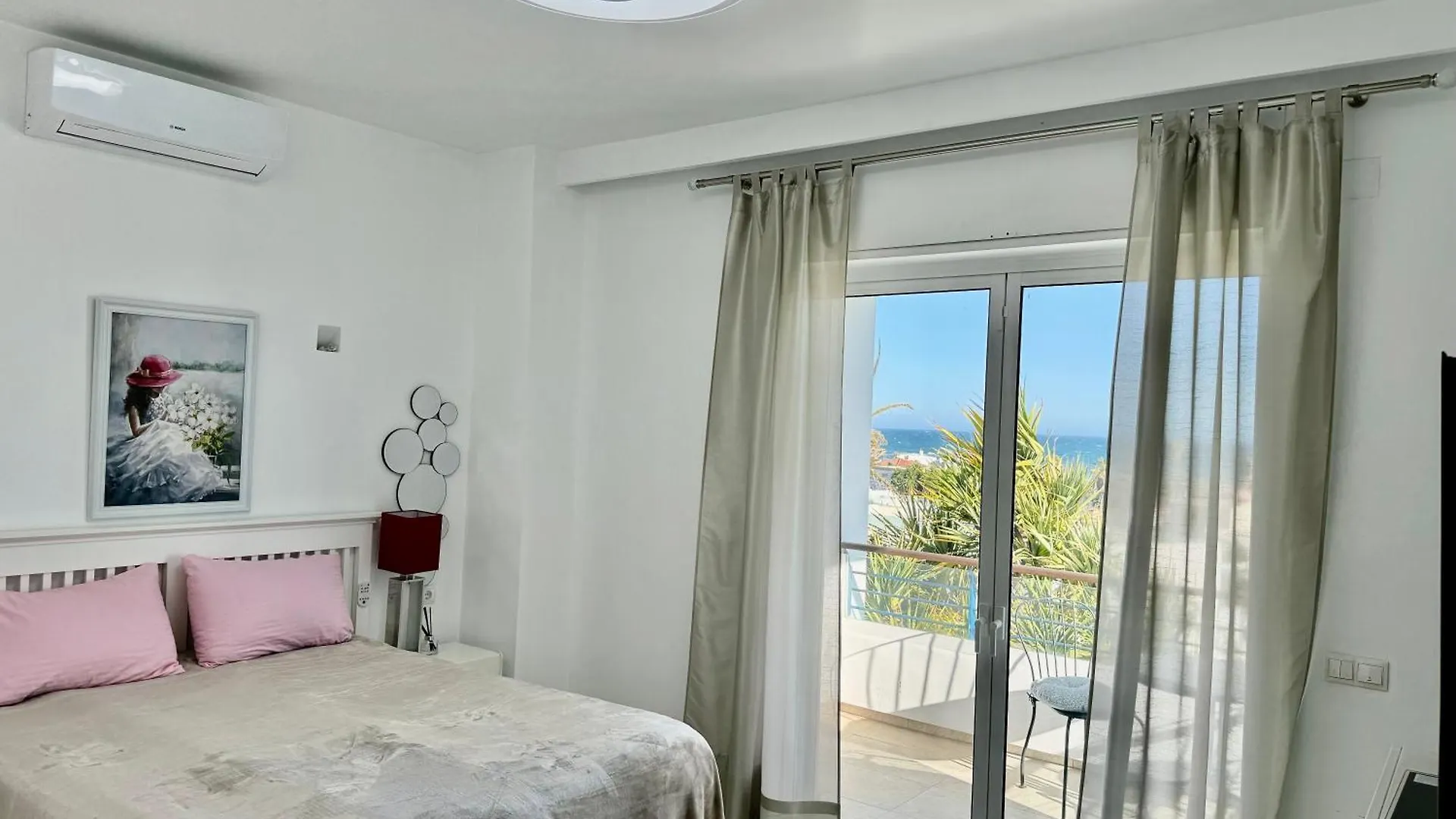 Hermosa Villa En Marbella,100 M Playa, Vistas Al Mar, Piscina Privada 0*, Marbella Spanien